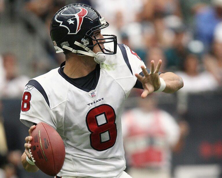 quarterback, american football, action, passing, throwing, pass play, professional, competition, helmet, sport, play, football, game, field, nfl, ball, offense, pigskin, athletics, athlete, throw, texas, texan, aiming, concentration, determination, focused, male, leader, american football, nfl, nfl, nfl, nfl, nfl